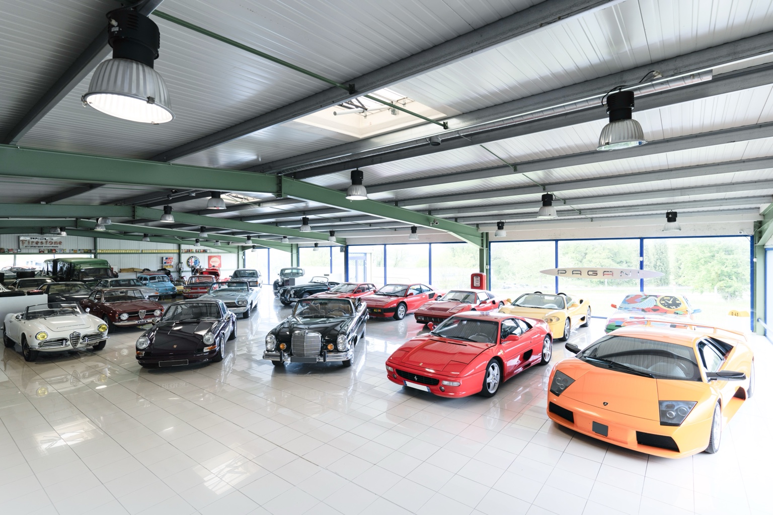 Le hall du garage