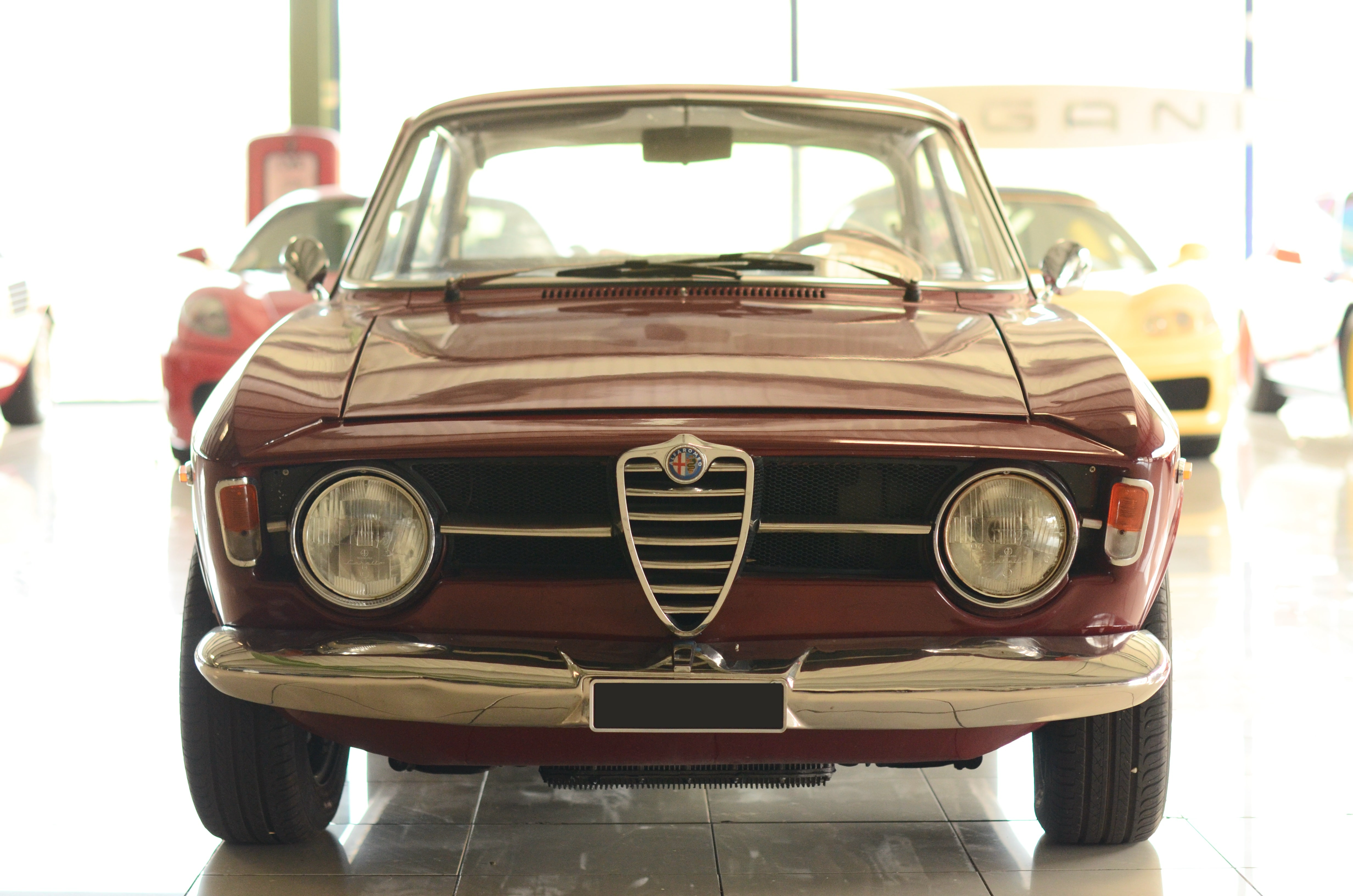 Alfa Romeo GT 1300 Junior "Scalino"