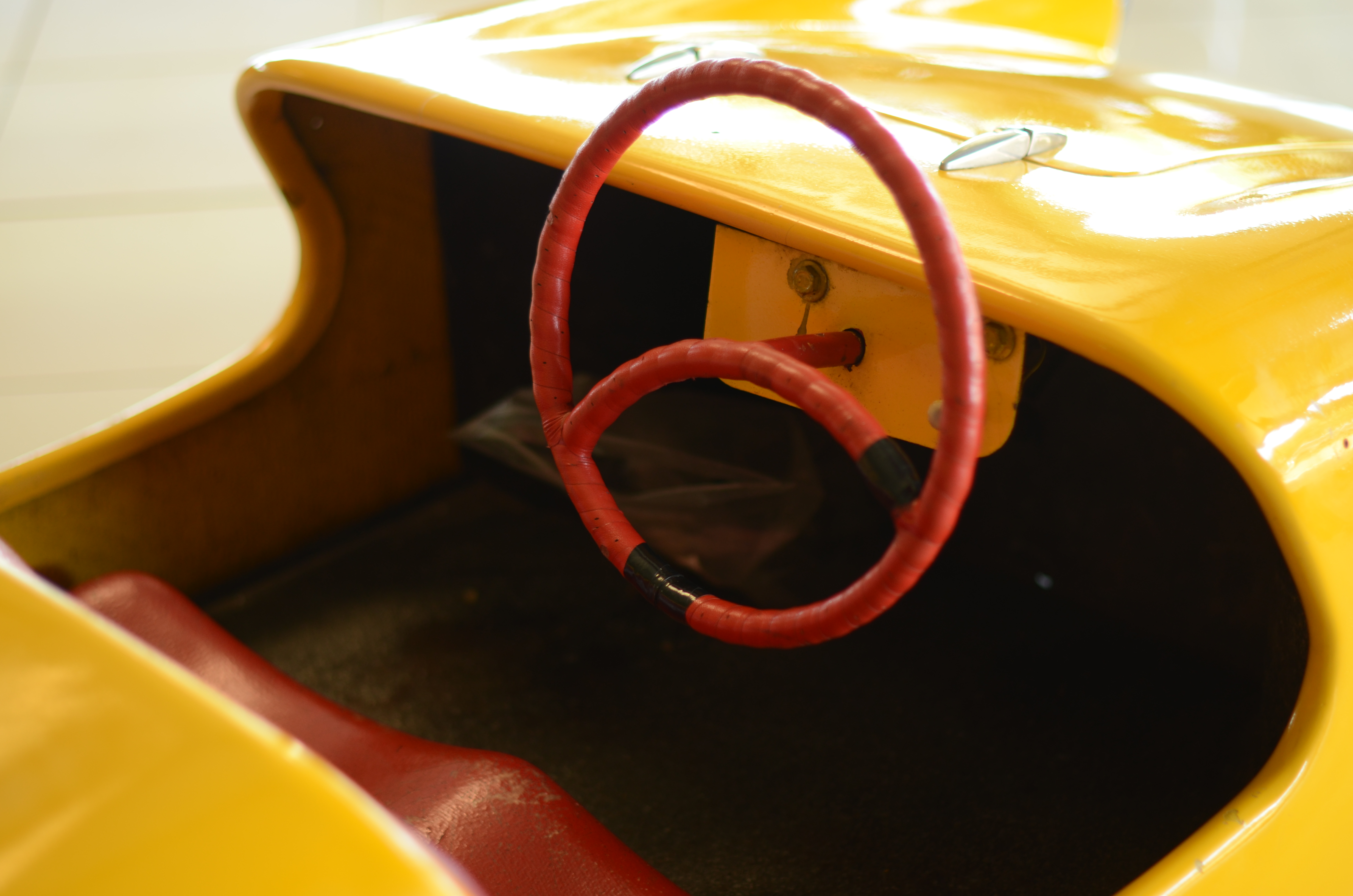 Automobile pour enfant "Jeudi" par Ets Carniel