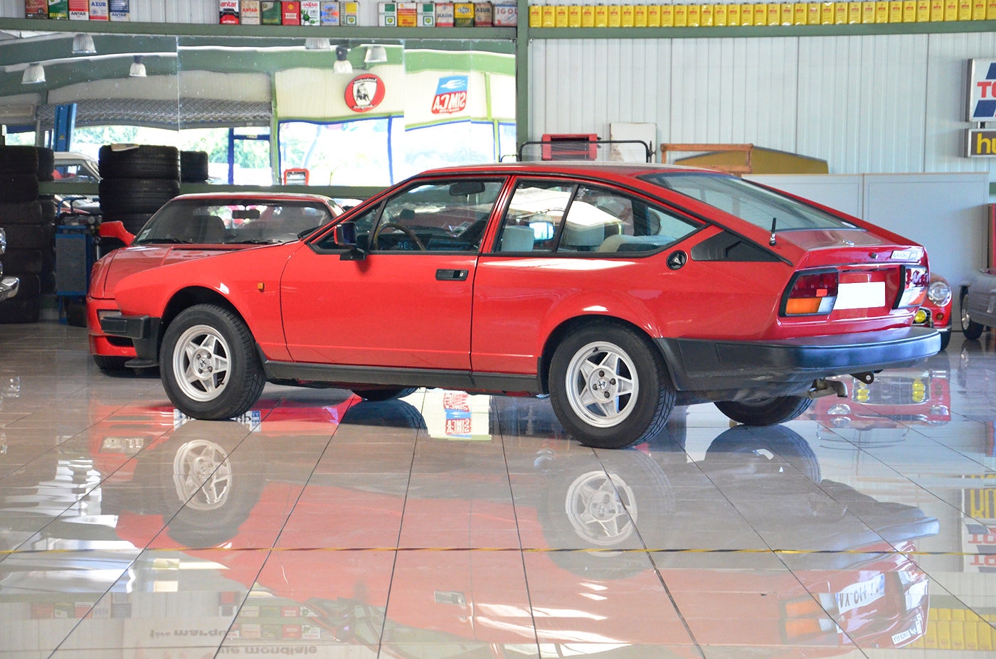 Alfa Romeo GTV 2 litres