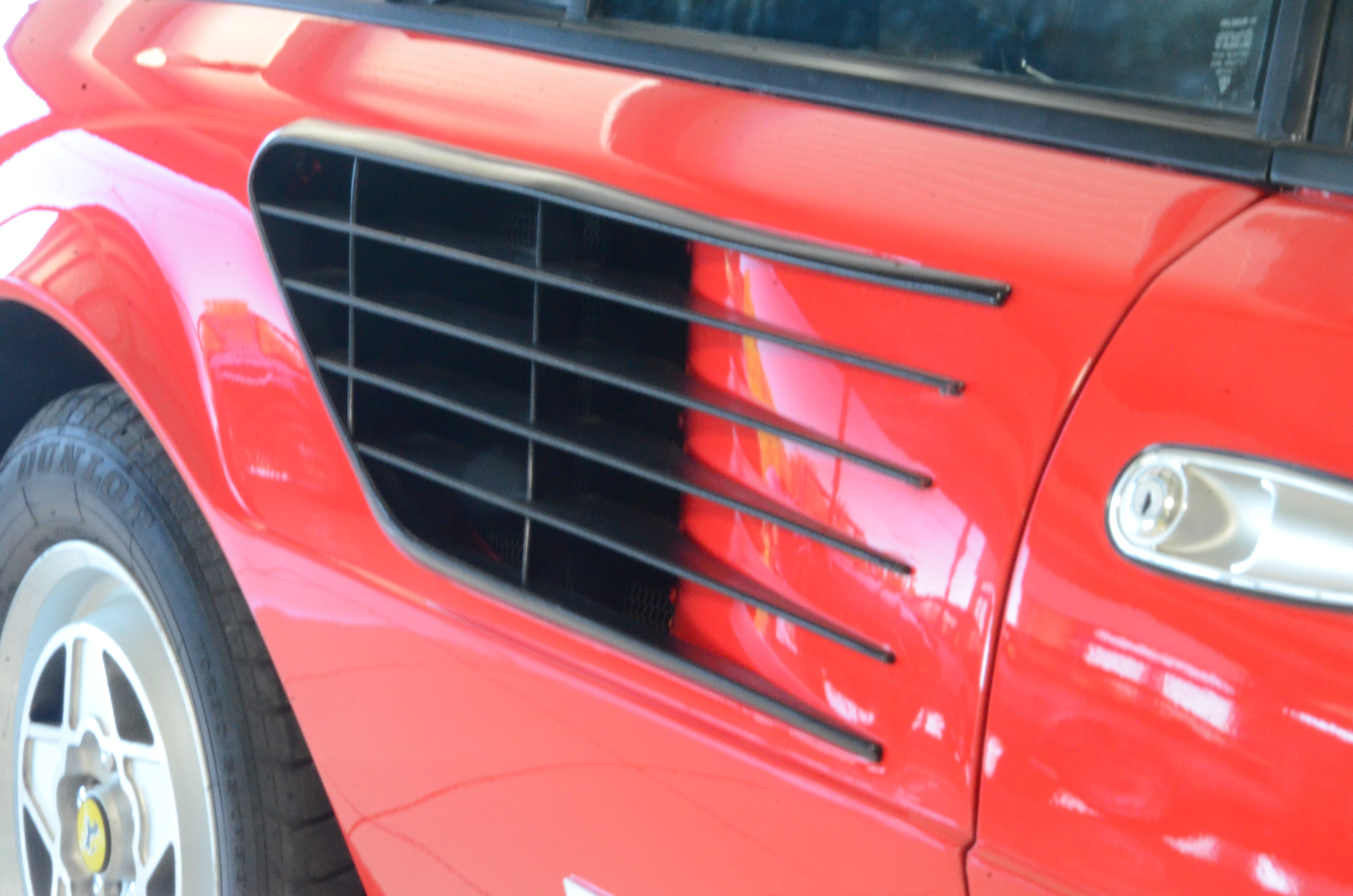 Ferrari Mondial
