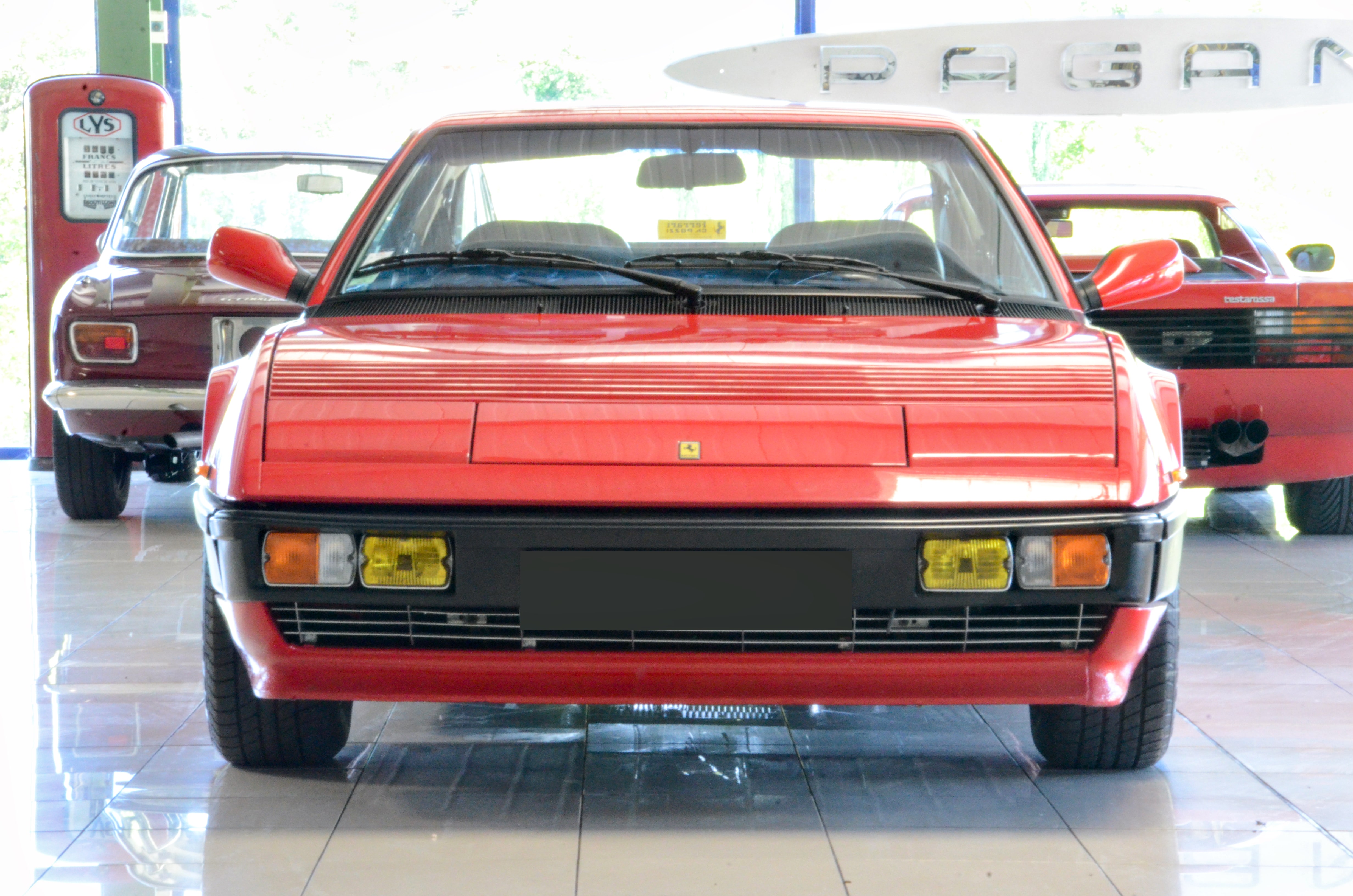 Ferrari Mondial