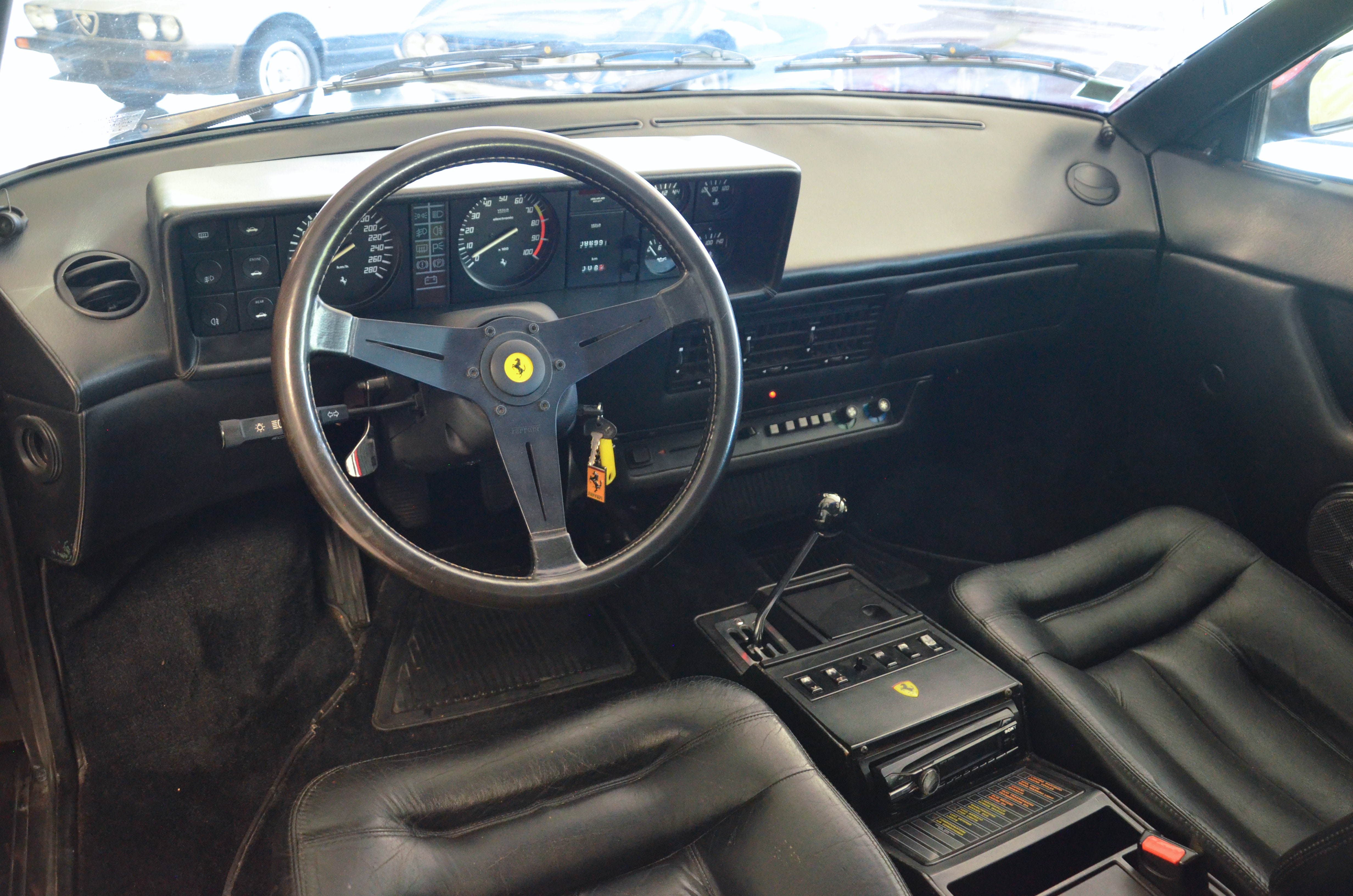Ferrari Mondial