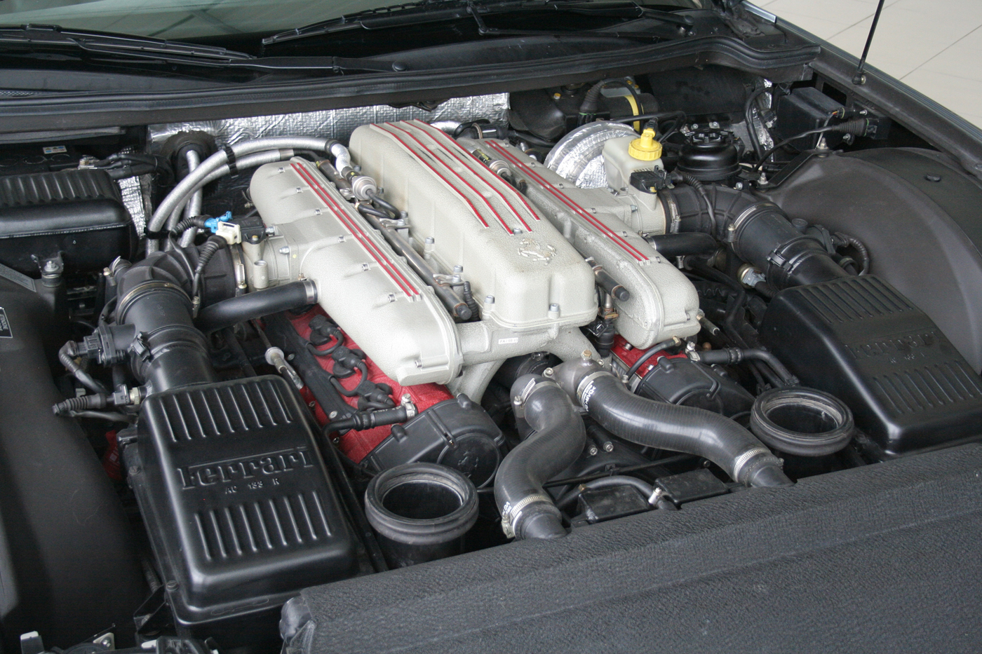 Ferrari 550 Maranello Grise