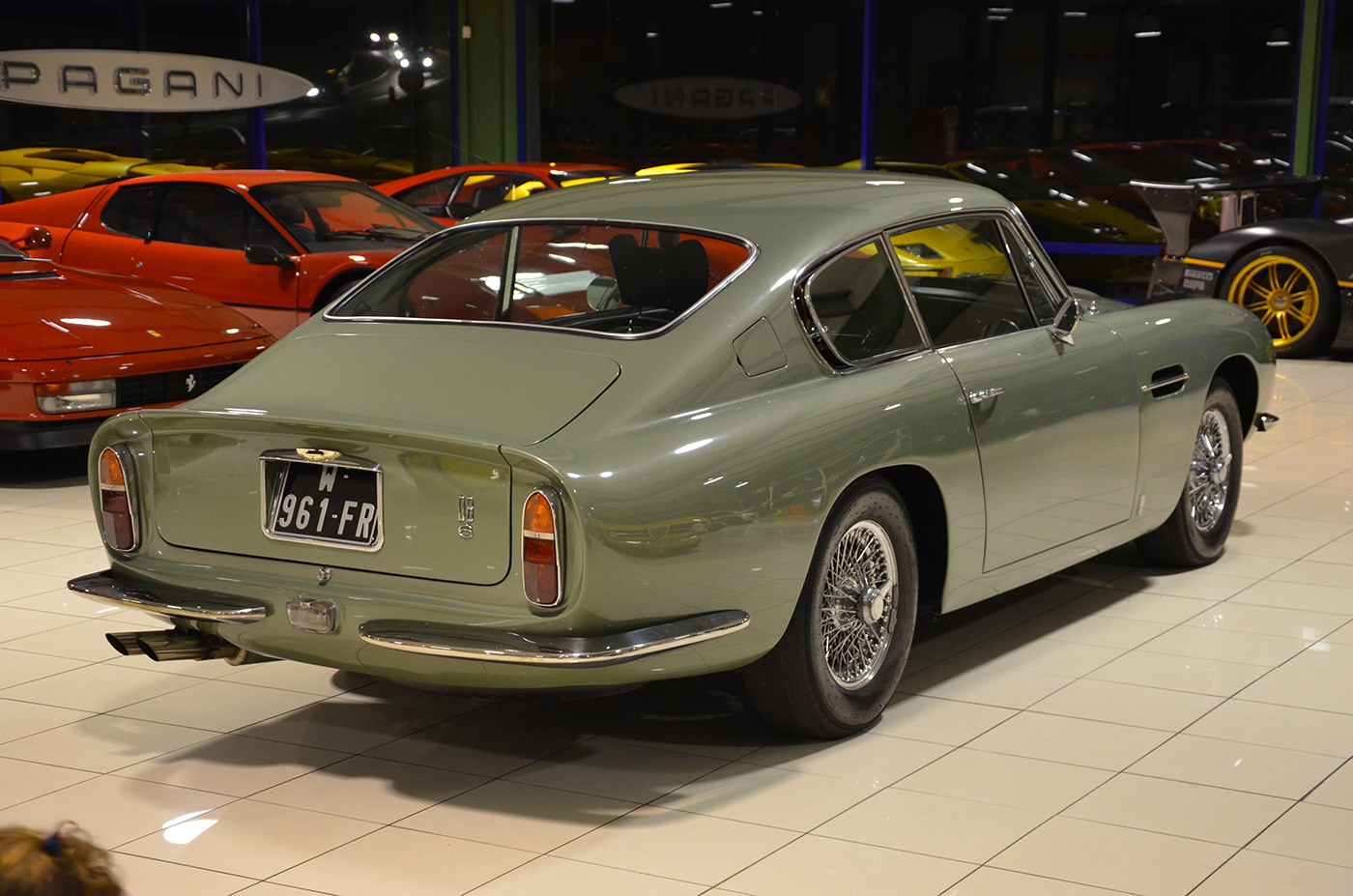 Aston Martin DB6