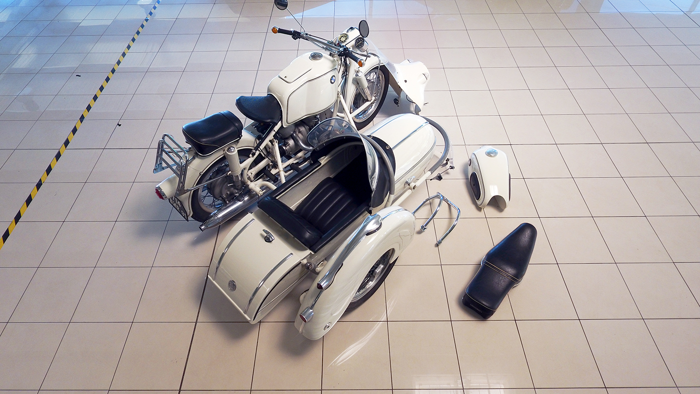 BMW R69S Side car