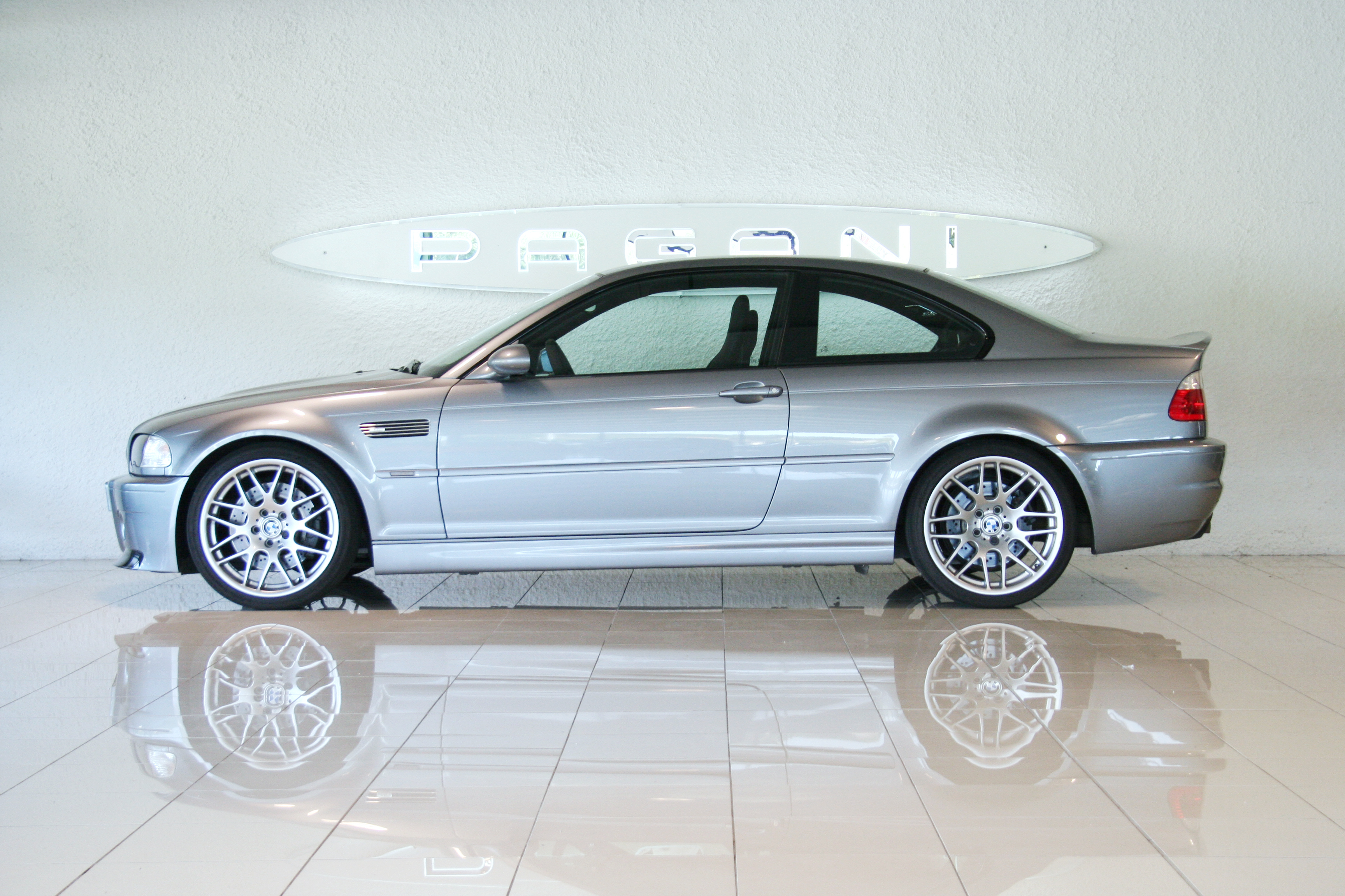 BMW M3 CSL