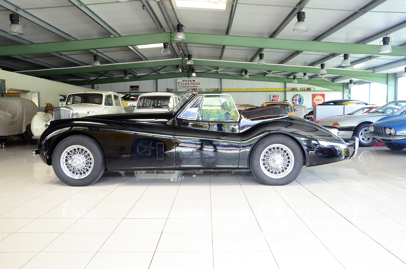 Jaguar XK120 DHC