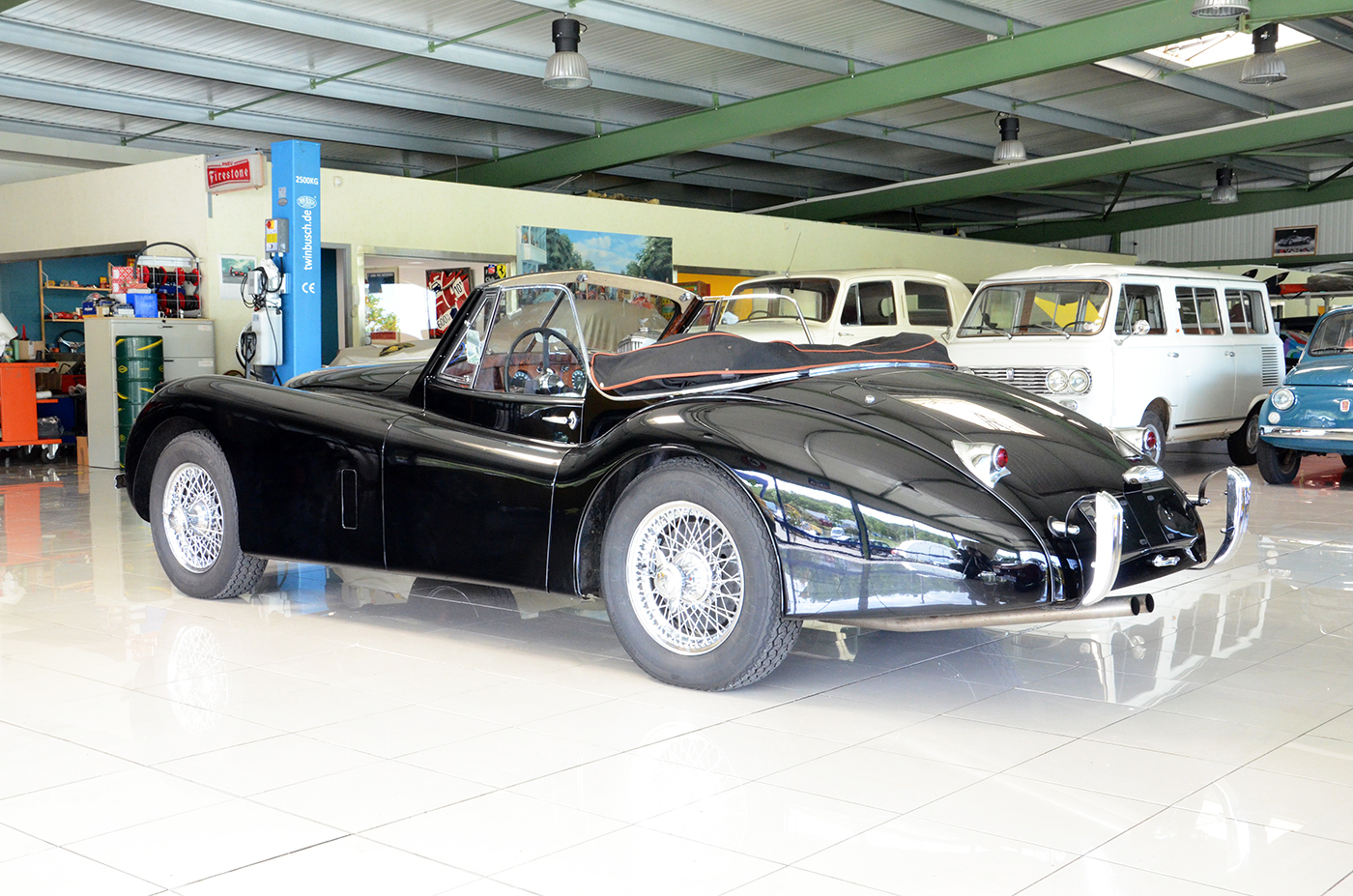 Jaguar XK120 DHC