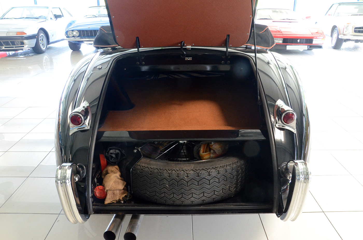 Jaguar XK120 DHC