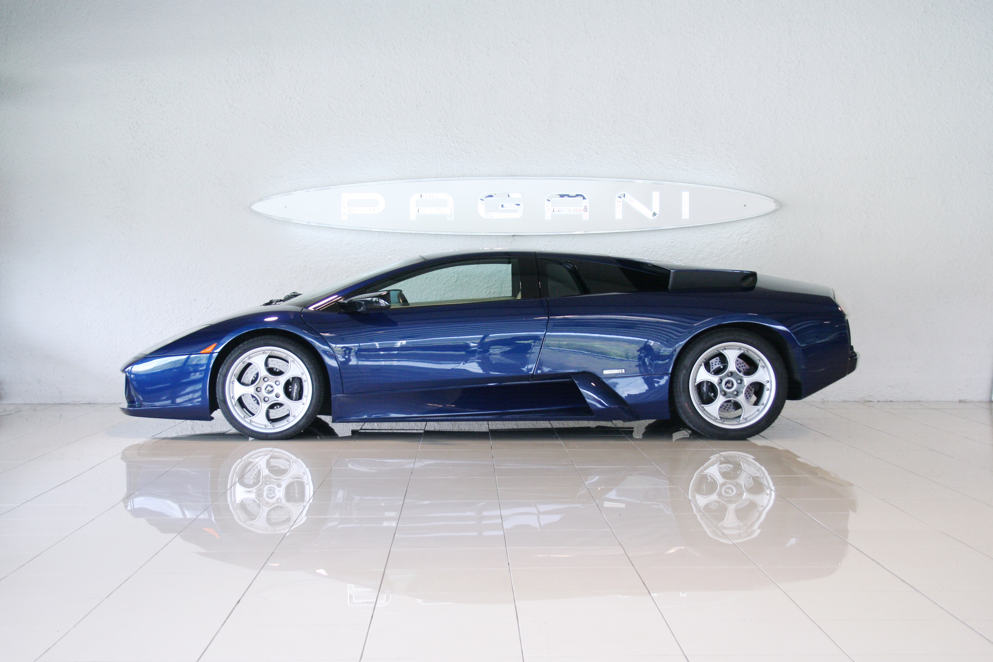 Lamborghini Murcielago LP580
