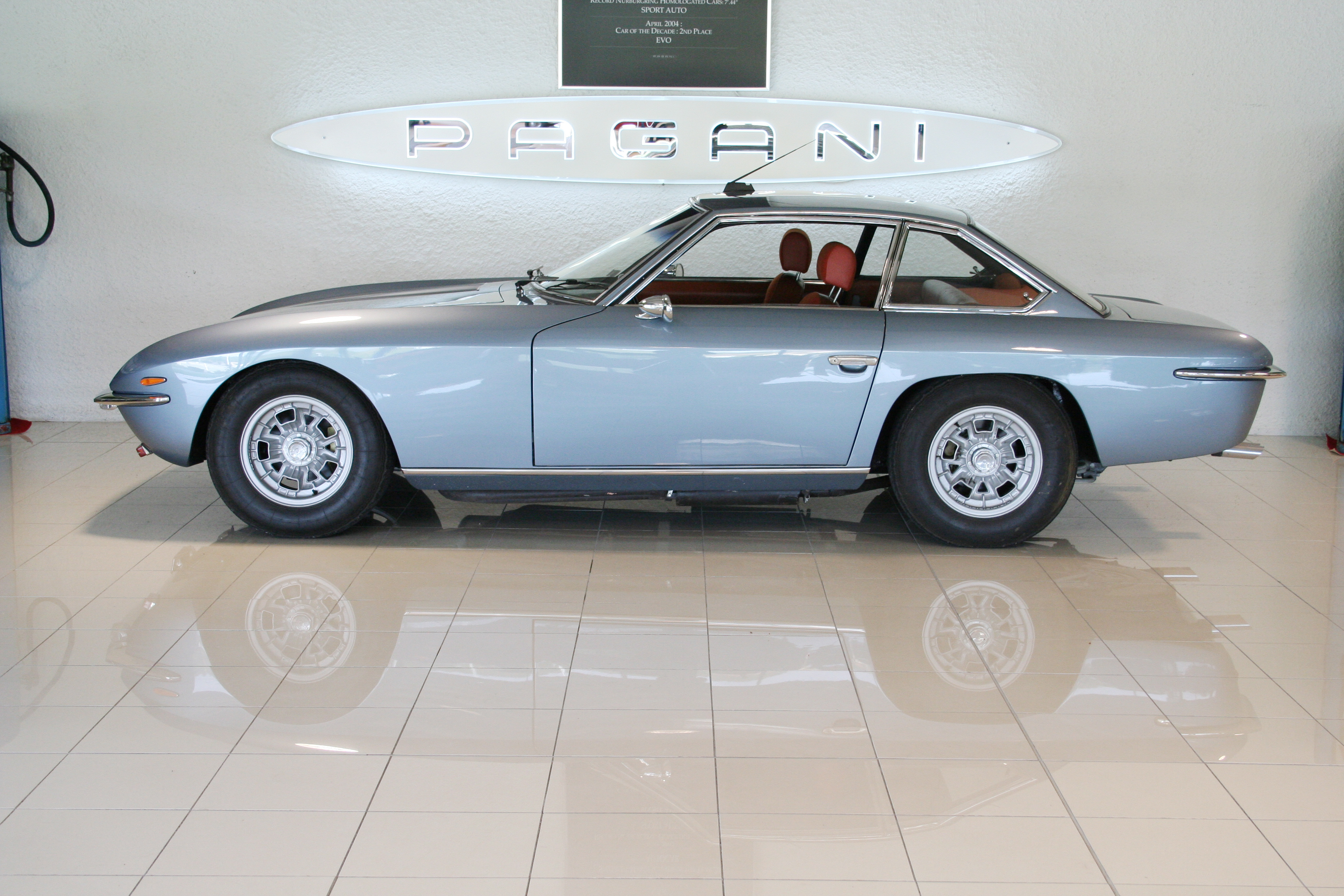 Lamborghini Islero
