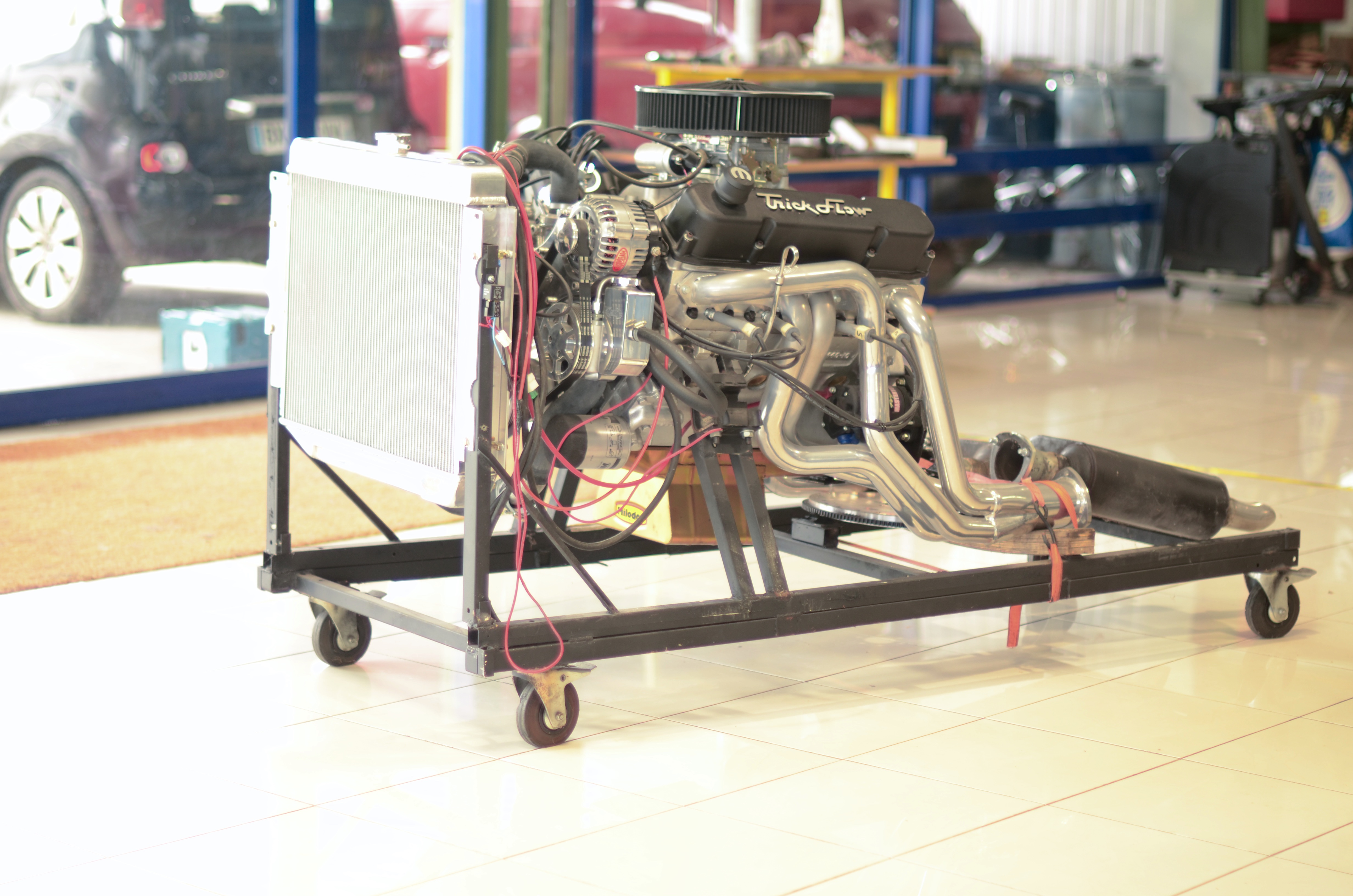 Moteur V8 - Mopar 440 - Neuf
