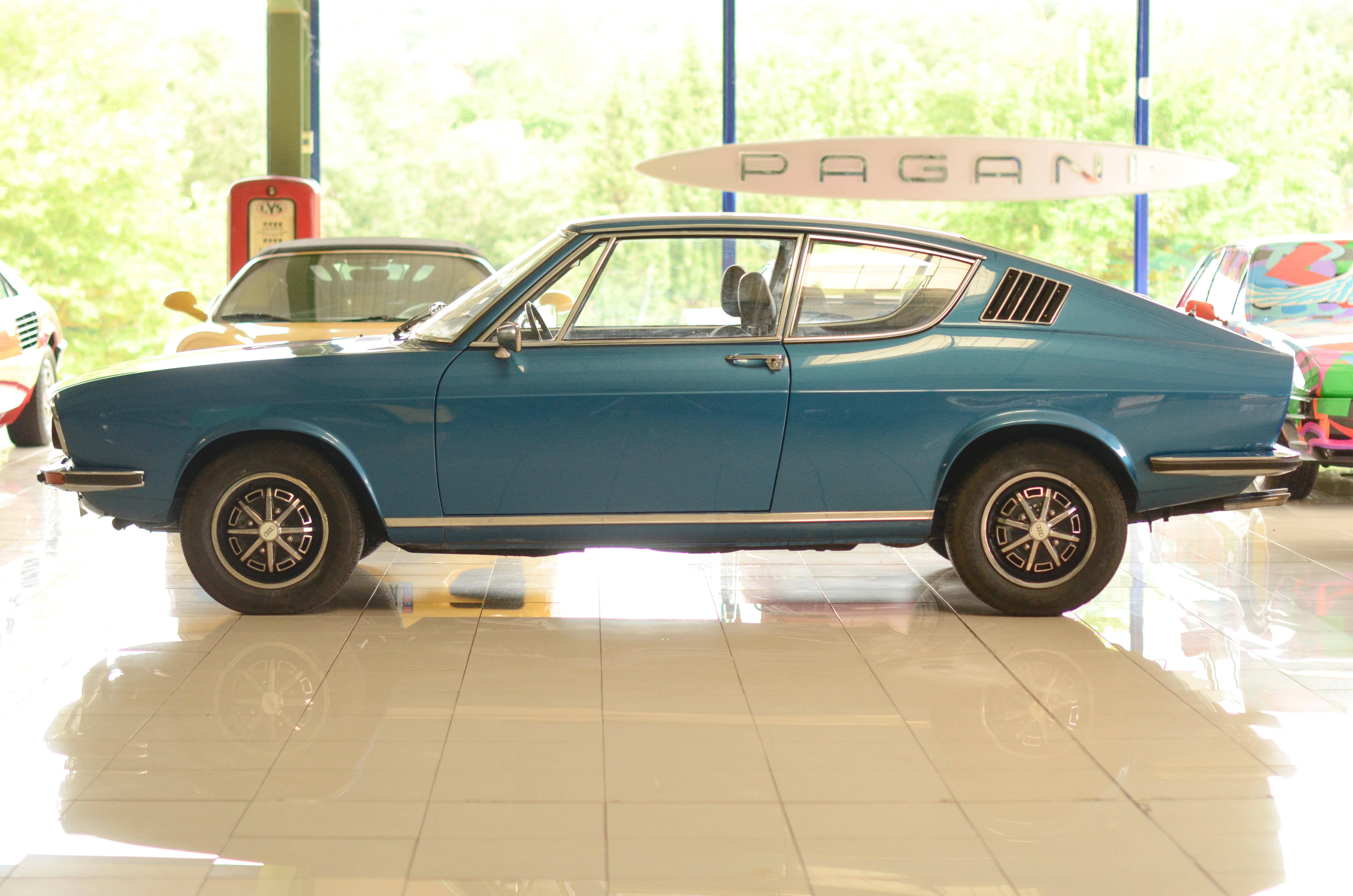 Audi 100 Coupé S