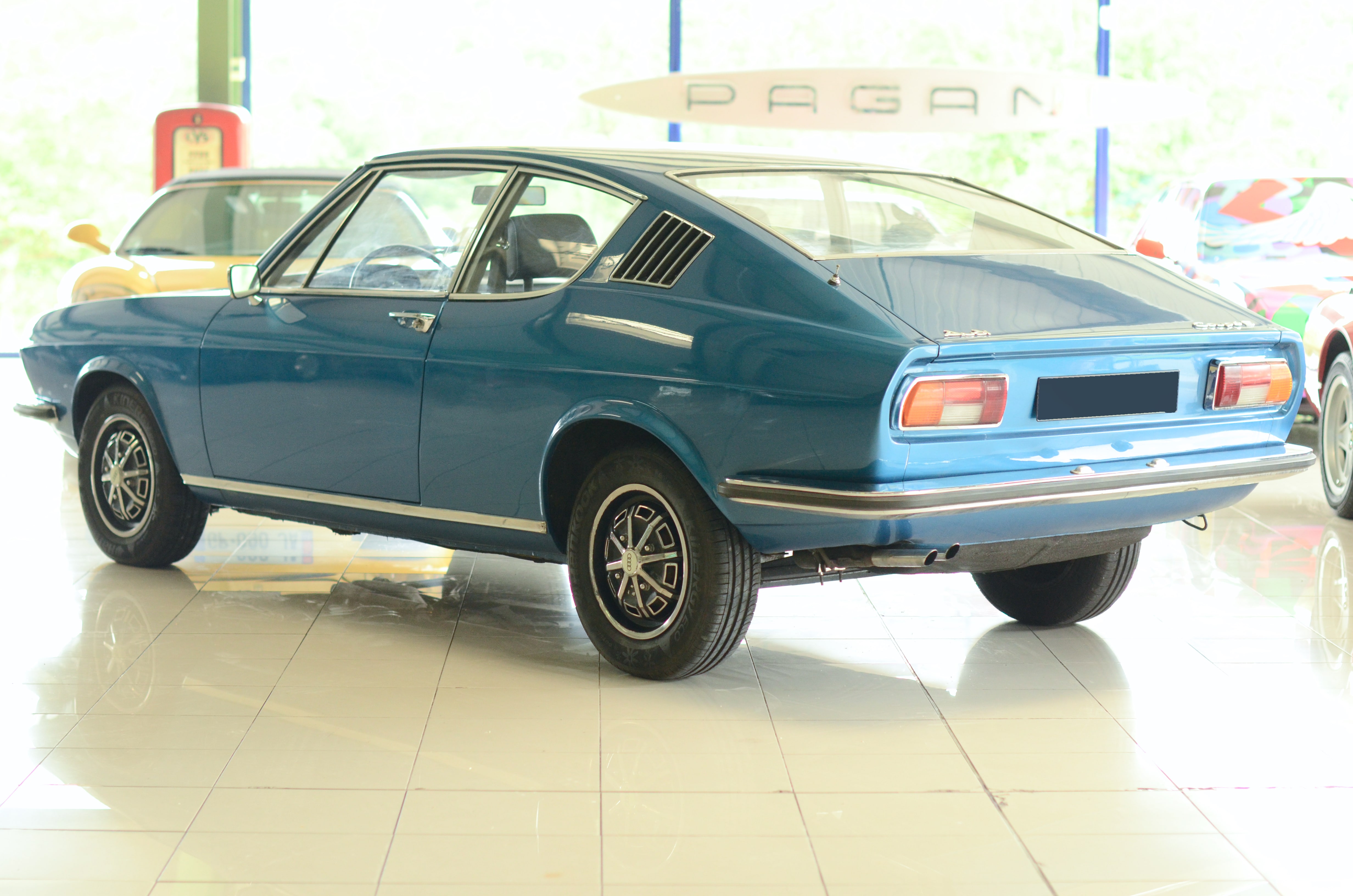 Audi 100 Coupé S